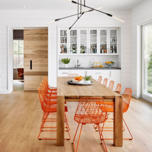 Kitchen & Dining